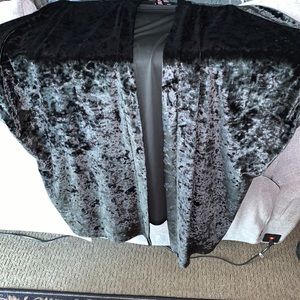 Dark Green Short Sleeve Velvet Feel Kimono Size M/L